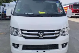 福田G7国六汽油面包冷藏车图片