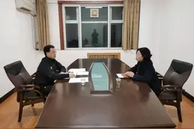 市人大常委会副主任、柞水县委书记陈璇与政法各单位主要负责同志谈心谈话图片