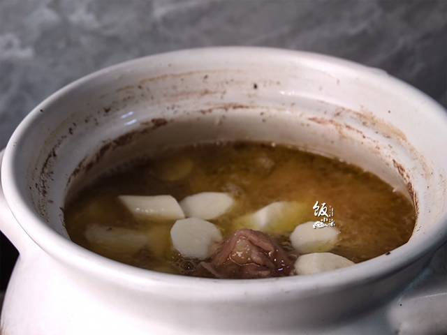 人参虫草枸杞花胶鸡汤的做法 2026年人参枸杞虫草花炖鸡吃吗