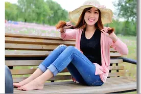 大巴车上的艳遇图片