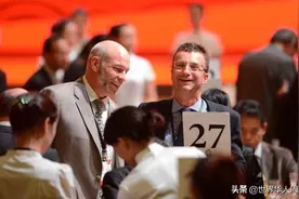 疫情之下，为什么美国穷人暴毙、富人暴富？特朗普的回答真相了图片