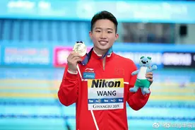 中国00后“后浪”奥运冠军：美甲、追星、遛鸟、肯吃苦，最小的才14岁，他们是真正的快乐“狠人”图片