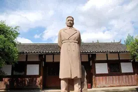 【百年辉煌•汉安英烈】新闻巨子——范长江图片