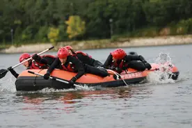 水域救援，“橙”风破浪的水上“尖兵”图片