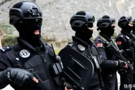 在执行任务时，为什么特种兵脸上抹着油彩，而特警却带着面罩图片