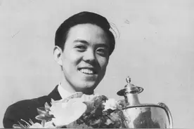 身患肺结核，21岁夺得中国第一个世界冠军的容国团，31岁自杀了图片