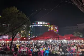 南昌的这条美食街，30元能够吃到撑，深受本地人的喜爱图片