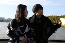 张碧晨被曝给孩子上户口，爸爸是华晨宇，网友：郑爽之后什么都信图片