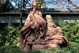 苏东坡的《蝶恋花》写了什么？知己一读就落泪，不久便香消玉殒图片