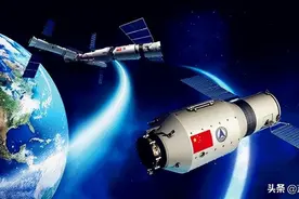 空间站是静止状态还是飞行状态图片