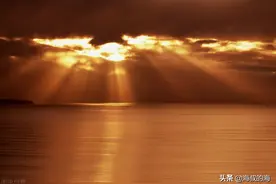 万丈光芒的光图片