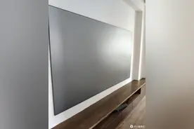 你以为是墙？不！它是电视机！投影入门：画卷幕布菲斯特S1测评图片
