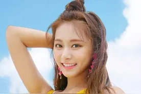 JYP TWICE成员周子瑜图片