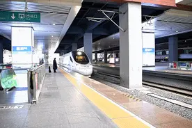 涨姿势啦！高铁列车上这些设备不能随意碰图片