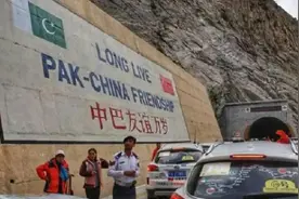 巴基斯坦人提到中国人就摇头，外国人：为什么，他们不是很铁吗？图片