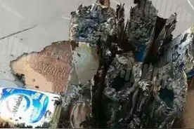 突发！包裹放在家中自燃！福建一女士被吓懵了图片