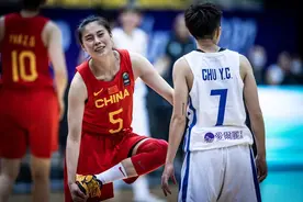 女篮亚洲杯-李月汝20分韩旭18分 中国队74分狂胜中国台北夺2连胜图片