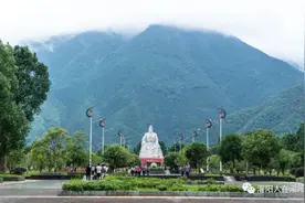 灌阳人游湖南：盘王广场图片