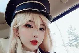 《崩坏3》女武神幽兰戴尔Cosplay，她是我的女神图片