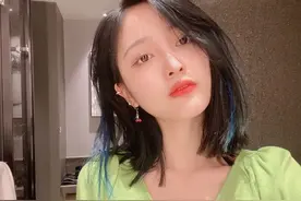 又到了比拼身材的季节，夏天就该秀出小蛮腰，宣仪郑爽都安排上了图片