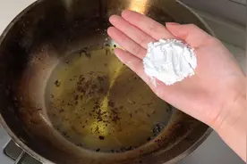炸过食物的剩油别丢掉了，教你一招，剩油变新油图片