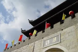 一瓷名一镇，一曲颂一城。图片