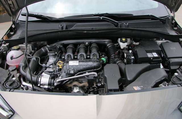 别克凯越已经降至5万多！标配6气囊，比桑塔纳好看