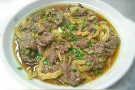 原来榨菜蒸肉片这样做更好吃，香而不腻超美味，挑食的孩子也爱吃图片
