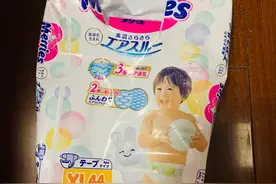 如何给孩子戒掉尿不湿的做法和妙招图片