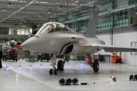 印媒抱怨中国边境新建机场，距实控线很近，还很快将入驻更多战机图片