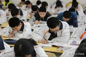 河南考生不容易，考生人数连续三年超过百万，2021高考注定不平凡图片