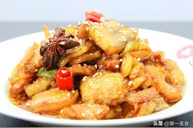 酱烧五花肉最忌讳直接下锅炒，多加这一步，软糯香甜，酱香十足图片