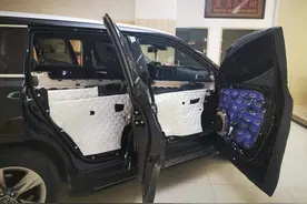 丰田汉兰达这样做汽车隔音，一招解决风噪、发动机噪音图片