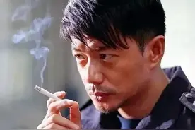 “贫民影帝”：因自卑错过陶虹，娶了日本籍妻子，他为何火出天际图片