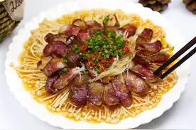 大厨教你做一道“口味金针菇”，做法简单，开胃下饭，年夜饭必备图片