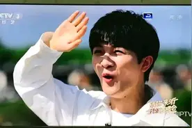 周深去海南看火箭发射 去航天院唱歌图片