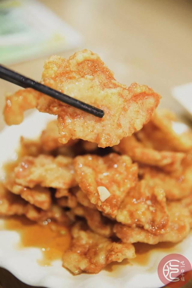 「十堰美食」好嗨哦,在十堰我竟然吃到了地道的东北锅包肉,感觉到了人生巅峰…