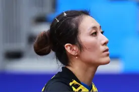 德乒两华裔老将首次参加世乒赛，两人难掩兴奋之情，发作品留念图片