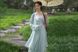 公子，小女子这厢有礼了图片