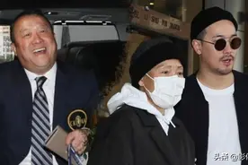 曾志伟妻子患癌逝世，儿子曾国祥泣告，成龙洪金宝周润发到场吊唁图片