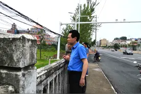 商城县信振办工作动态之九十六——县长周哲端午假期调研民生工作图片