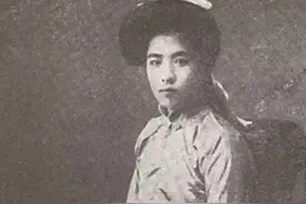 女人最厉害的高级感，不是漂亮，不是精致，而是独立图片