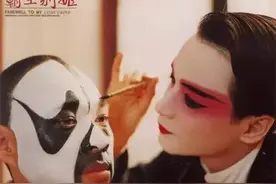 拍《霸王别姬》为什么要找香港的张国荣，国内没这种类型演员吗？图片