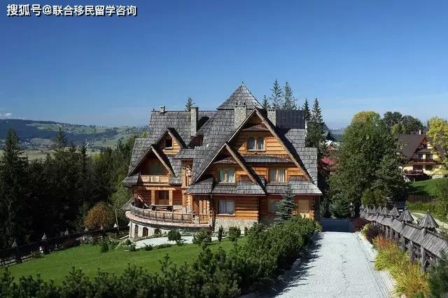 波兰的电压和中国一样么（关于波兰与波兰工签这些你知道吗）