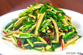 传统农家菜，韭菜炒香干，香气浓郁3分钟上桌的快菜图片