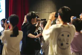 当代年轻人：诉说鲁迅，也是在讲自己｜鲁迅诞辰140周年图片