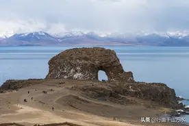 航拍纳木错圣象天门，西藏最美的网红打卡地图片