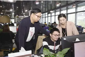 十月结晶CEO施军先生接受上虞日报专访：让十月结晶成为国货典范图片