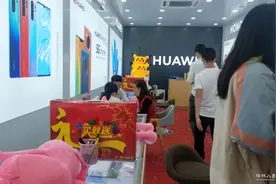 曝光！桂林街头出现手机新骗局！爆料人：我怕被人捅死在路上图片
