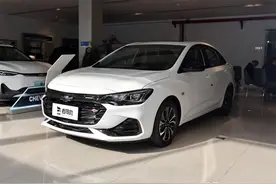 便宜省心5.3L油耗，高配低价合资家轿难能可贵，实拍科鲁泽图片